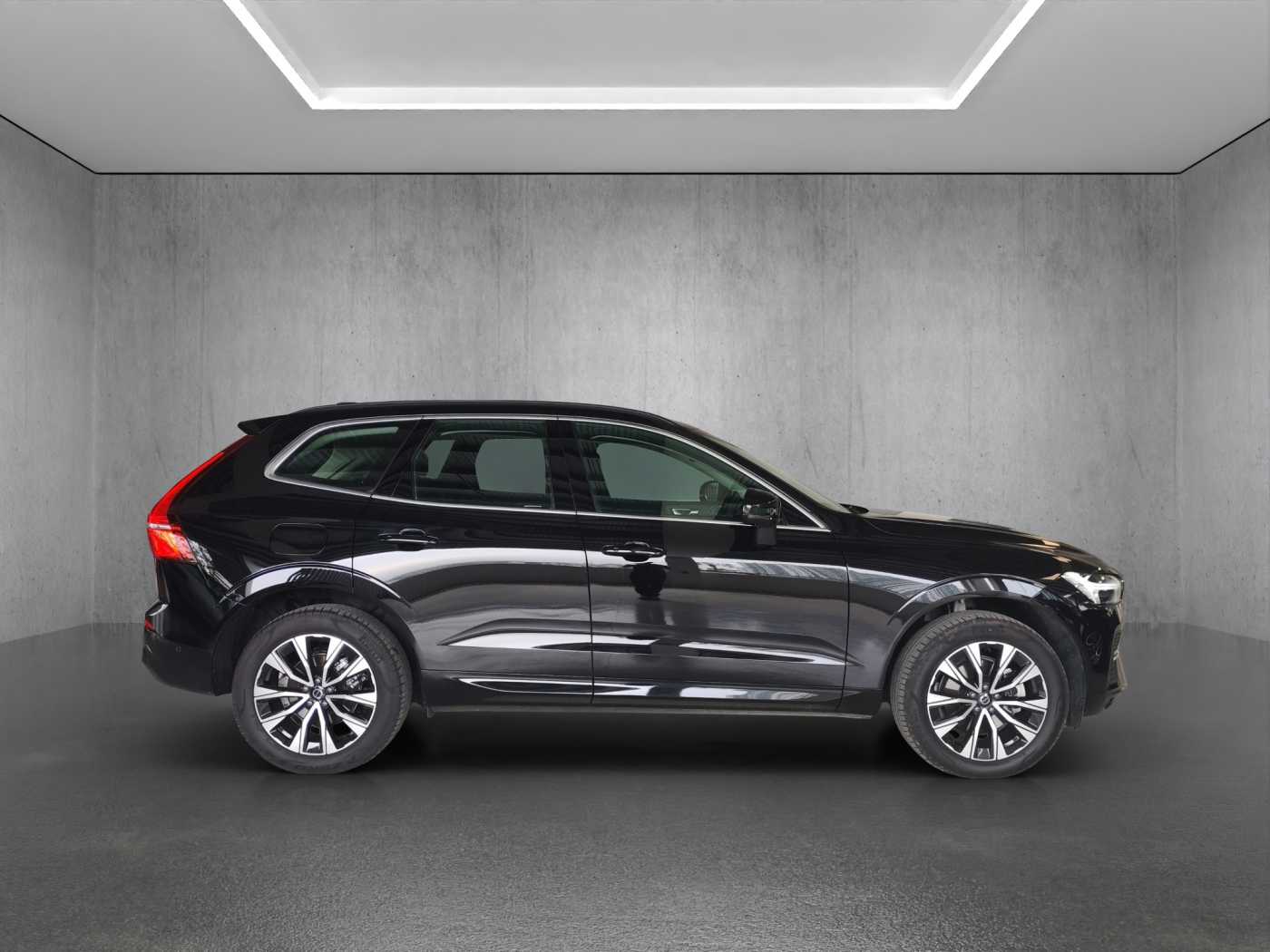 Volvo XC60 Essential, B5 AWD Mild hybrid, Petrol