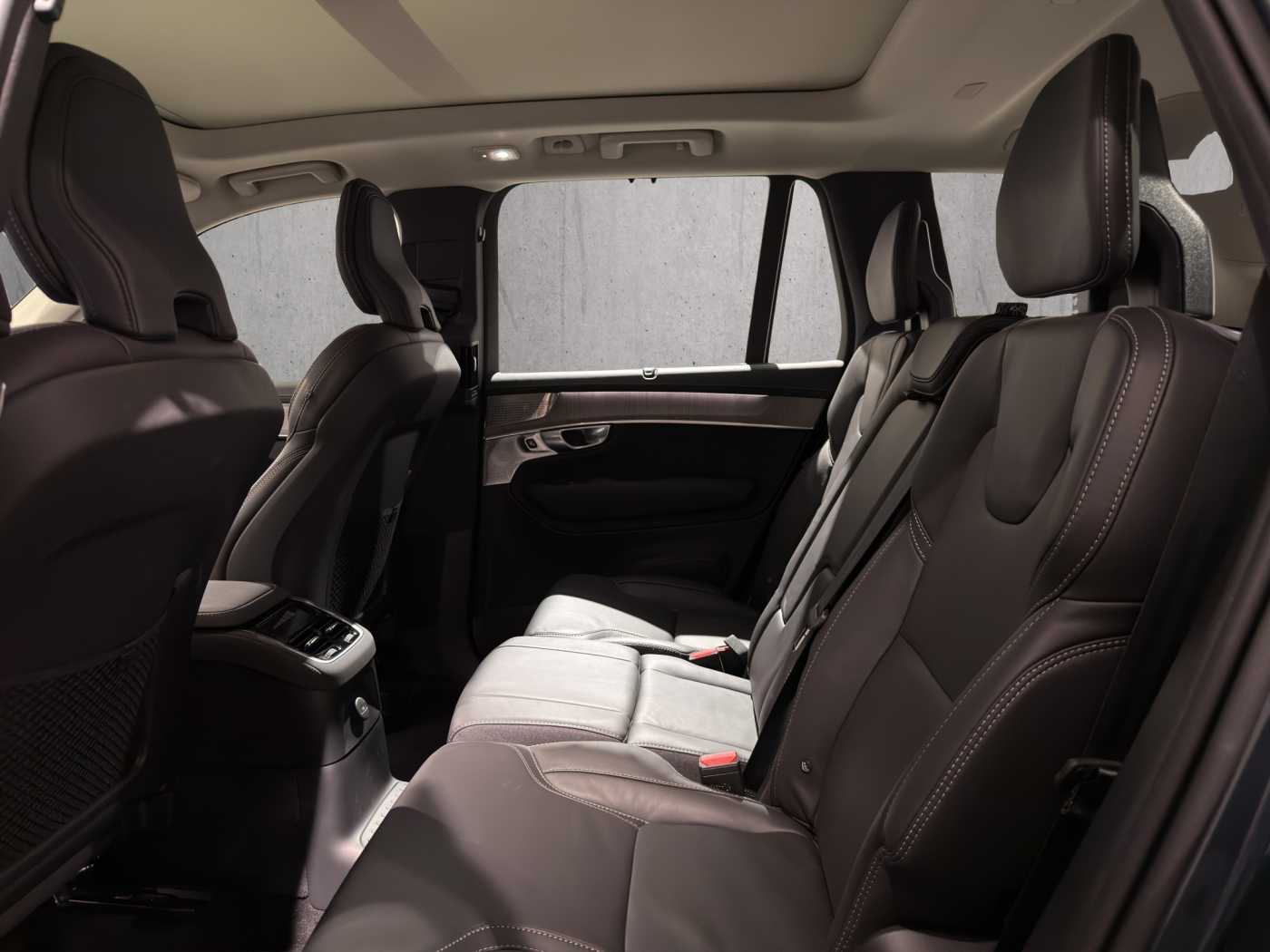 Volvo  Ultra, T8 AWD Plug-in hybrid, Electric/Petrol, Bright, 7 Seats