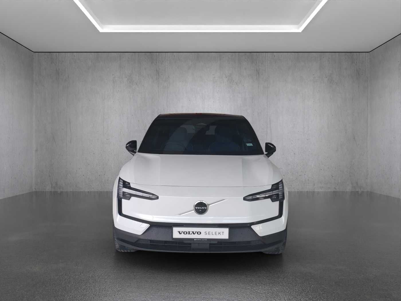 Volvo  EX30 Ultra, Single Motor Extended Range, Electric
