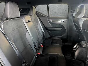 Volvo XC40 Recharge R-Design, T5