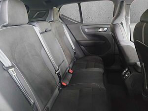 Volvo  XC40 Plus, B5 AWD Mild hybrid, Petrol, Dark