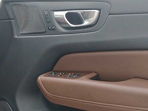 Volvo  XC60 Recharge Inscription, T8