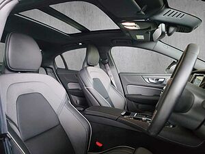 Volvo Recharge Plus, T8 AWD Plug-in hybrid, Electric/Petrol, Dark