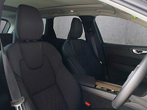 Volvo XC60 Ultra, T8 AWD Plug-in hybrid, Electric/Petrol, Dark