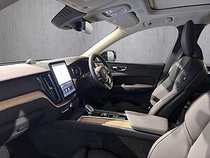 Volvo XC60 Ultra, T8 AWD Plug-in hybrid, Electric/Petrol, Dark