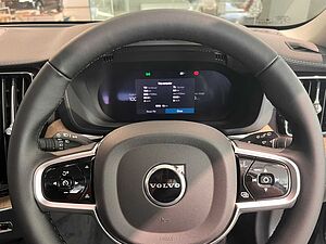 Volvo XC60 Ultra, T8 AWD Plug-in hybrid, Electric/Petrol, Dark